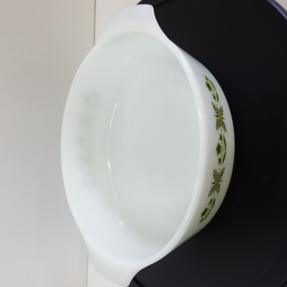Fire King Meadow Green 2-Qt White Glass Casserole Dish number 438 Vintage 1970s - Picture 2 of 7